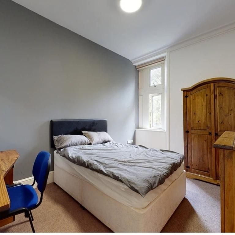 Flat 4 Whitefield House - Photo 1