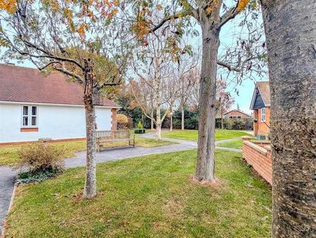 Meadow Close, Elmstead, Colchester, CO7 - Photo 5