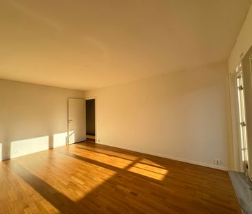 Skaragatan 100-2 rok(lgh 1402) - Photo 1