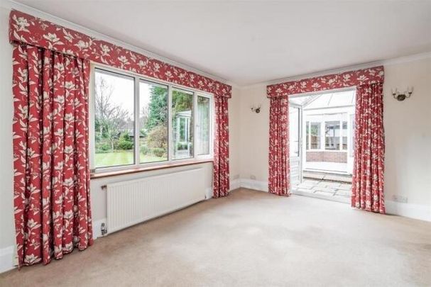 4 bedroom detached house to rent - Photo 1