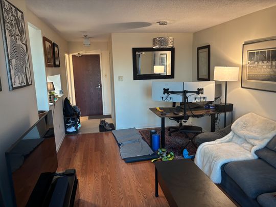 For Lease - 1055 Bay Street Unit# 1703, Toronto, Ontario - Photo 1