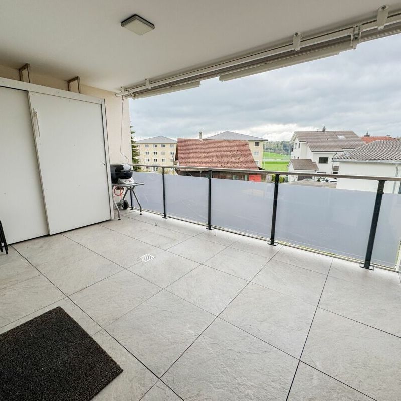 Moderne und charmante 3.5-Zimmerwohnung in ländlicher Umgebung - Foto 1