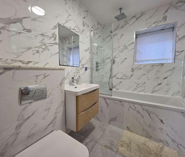 Station Road, London, SE25 - Photo 2