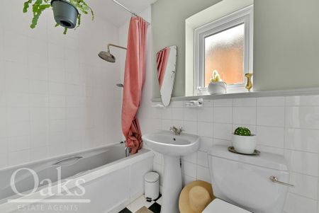 3 bedroom apartment to rent - Photo 2