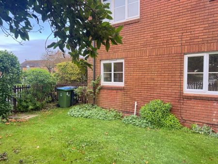 1 bedroom semi-detached house to rent - Photo 5