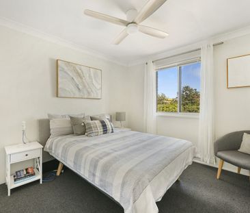 Stylish Top-Floor Inner City Living – Fully Furnished & Ready to Mo... - Photo 6