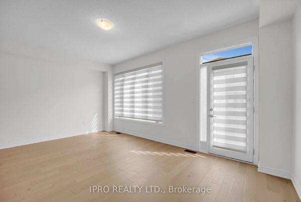 Condo Townhouse For Lease | W9253904 - Photo 1