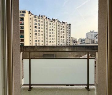 Location Appartement 3 pièces Meublé 61m² PARIS 11ème - Photo 6