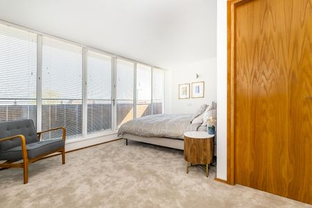 3 bedroom apartment to rent - Photo 2