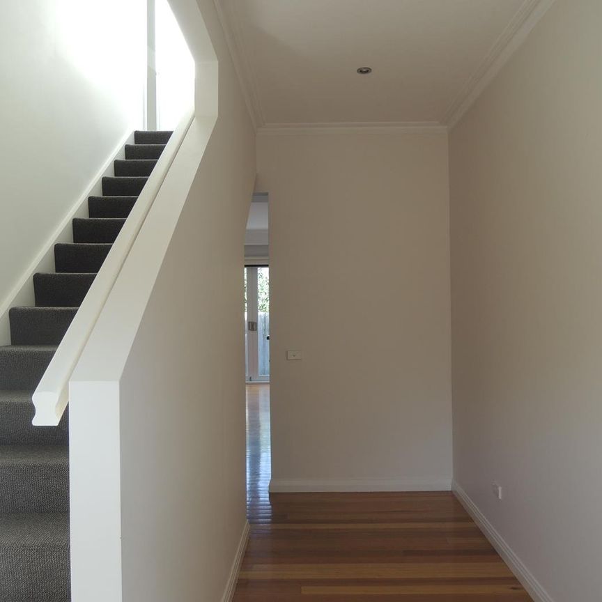 4/1 Walsh Street, Ormond - Photo 1