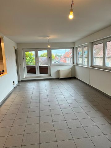 Appartement met 1 slaapkamer en terras nabij het centrum van Gullegem. - Photo 2