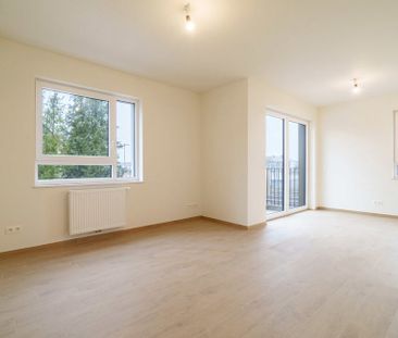 Appartement te huur in Tournai voor € 800 met 1 slaapkamer - Photo 1