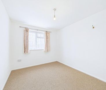 2 bedroom maisonette to rent - Photo 5