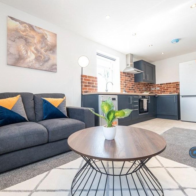 1 bedroom flat to rent - Photo 1