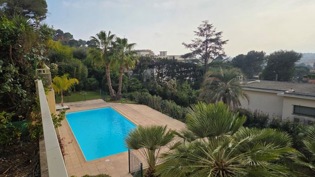 Location Appartement 3 pièces 84m² LE CANNET 06110 - Photo 1