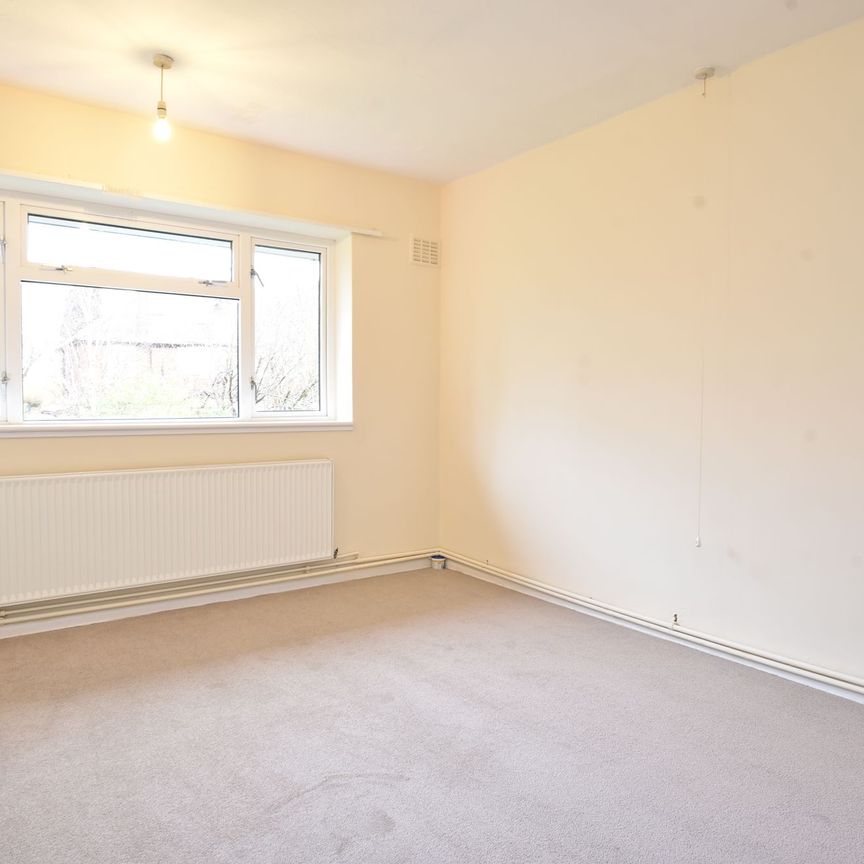 Eleanor Drive, Harrogate, HG2 - Photo 1