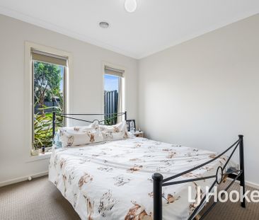 Modern, Low-Maintenance Living in a Convenient Location - Photo 4