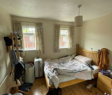 3 Rugby Court, Belfast BT7 1PN - Photo 4