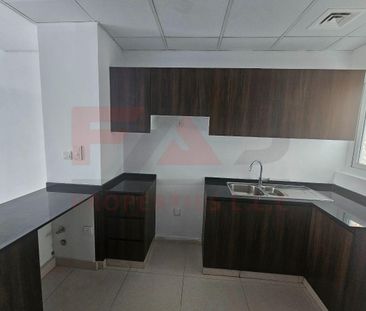 Ready To Move | RREE | Vacant | Prime Location - Photo 1