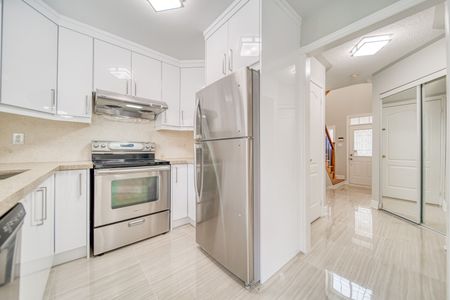 For Lease - 48 Chiara Drive Unit# Main, Vaughan, Ontario - Photo 5