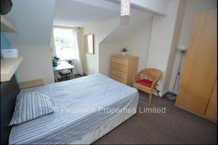 8 Bedroom near Leeds University - Photo 3