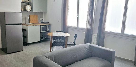 Location Appartement 2 pièces 47m² BEDARIEUX 34600 - Photo 2