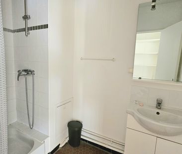 Location Appartement 2 pièces 44m² VERSAILLES 78000 - Photo 3