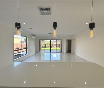 Spacious, Private & Quality Modern Home - Photo 1
