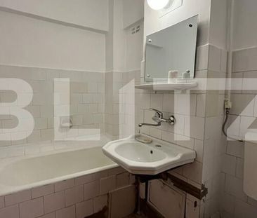 Garsonieră cu balcon, suprafață de 31 mp, în zona centrală - Photo 5