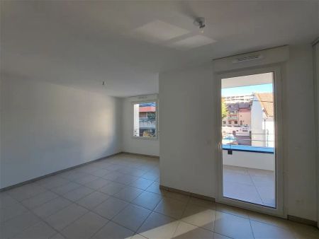 Location appartement 1 pièce - 33m² à Thonon les bains (74200) - Photo 4