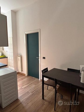 Posto letto in stanza doppia solo uomini - Foto 2
