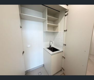 1815/6 Penaluna Place, Adelaide, SA 5000 - Photo 6