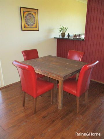 Furnished Courtyard Retreat - Private, Peaceful & Low Maintenance - Photo 4