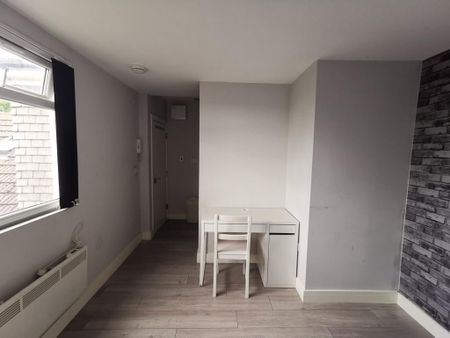 1 bedroom end of terrace house to rent - Photo 3