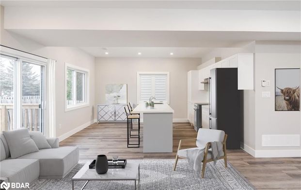 For Lease - 164 Penetanguishene Road Unit# MAIN & 2nd, Barrie, Ontario - Photo 1