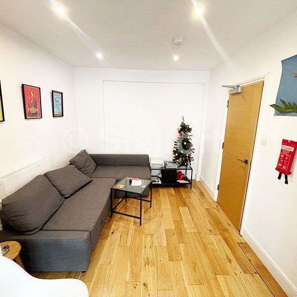 Carol Street, NW1, London - Photo 1