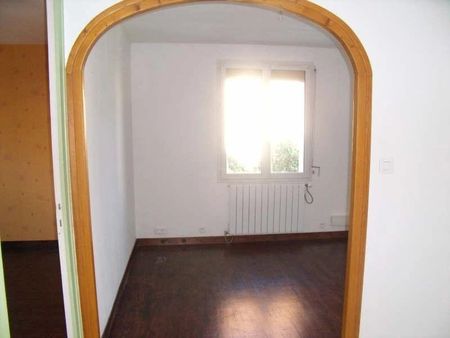 Location Appartement 4 pièces 71m² VALENCE 26000 - Photo 3