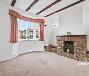 Stradbroke Grove, Ilford, IG5 - Photo 1