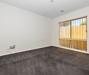 Charming Three Bedroom Unit in Prime Langwarrin Location - Photo 1