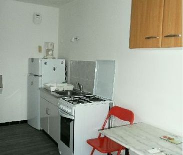 APPARTEMENT T1 A LOUER - Photo 2