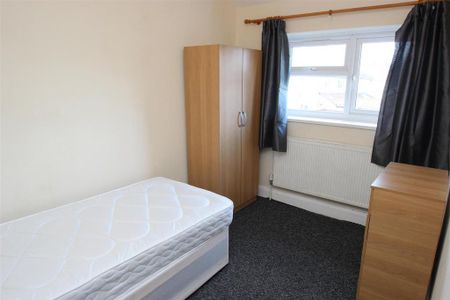 4 bedroom house to rent - Photo 5