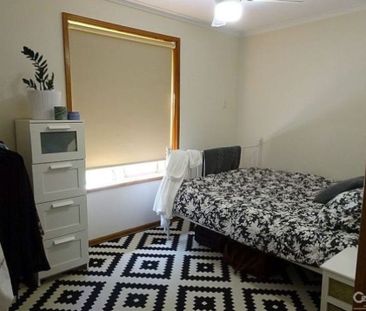 Neat As a Pin - 2 Bedroom Homette - Photo 1