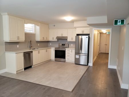 For Lease - 112 Algoma Street Unit# Apartment, Toronto, Ontario - Photo 5