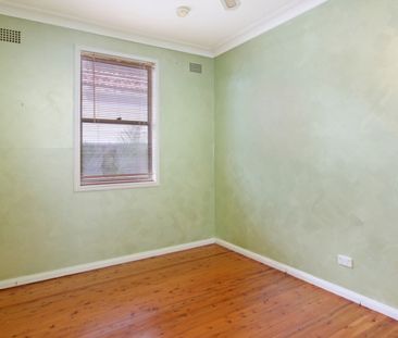 Good Sized Family Home In Great Location! - Photo 5