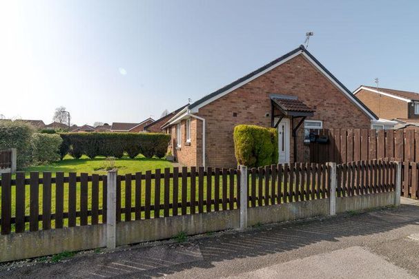 2 bedroom semi-detached bungalow to rent - Photo 1