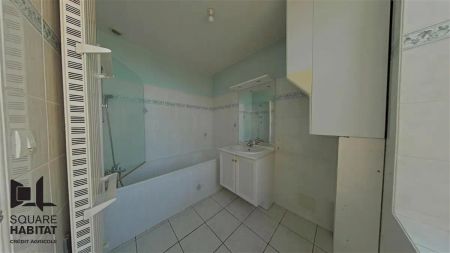 Location maison 3 pièces - 61m² à Richelieu (37120) - Photo 3