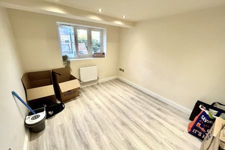 Market Place - Photo 2