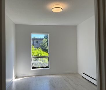 Gary Manor - Photo 3