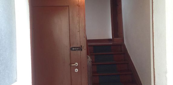 einfache 3-Zimmer-Maisonette-Wohnung in Haushälfte im Altdorf Felsberg - Photo 2