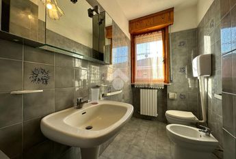 Porzione di bifamiliare in affitto